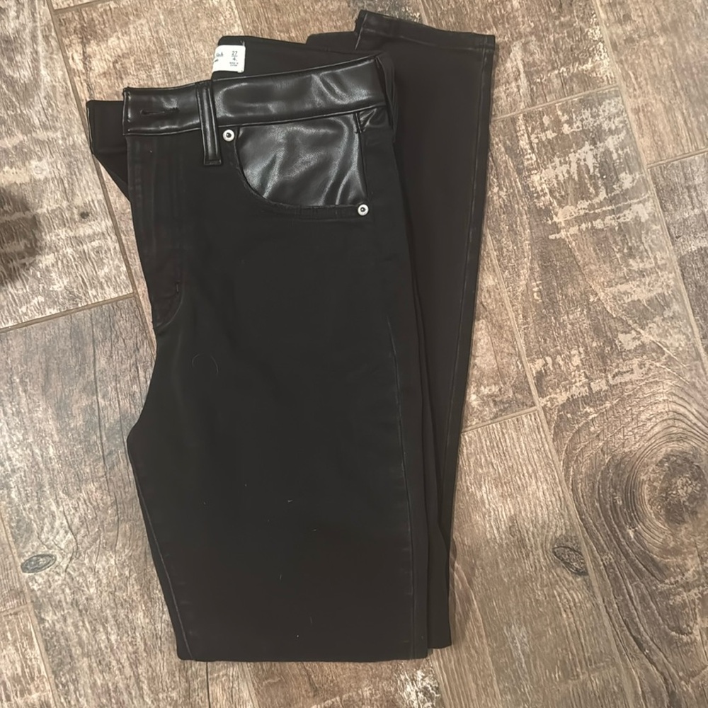abercrombie skinny pants.